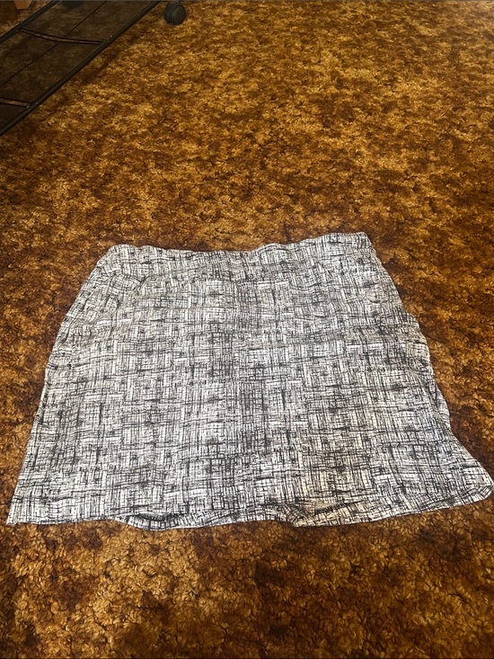 Zac & Rachel Dresses & Skirts - Women's Black & White Patterned Skort Classic Minimalist Style